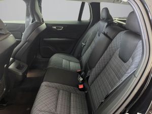 Volvo V60 2.0 B4 (G) MHEV Core Auto   - Foto 16