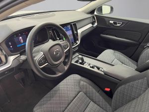 Volvo V60 2.0 B4 (G) MHEV Core Auto   - Foto 10