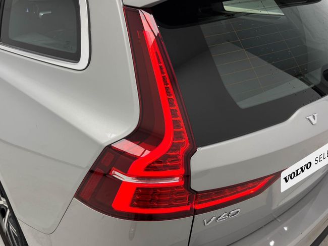 Volvo V60 2.0 B4 (G) Core Auto   - Foto 18