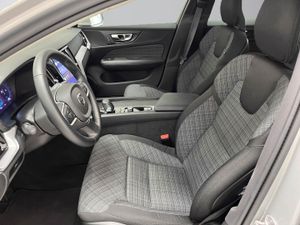Volvo V60 2.0 B4 (G) Core Auto   - Foto 15