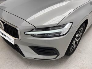 Volvo V60 2.0 B4 (G) Core Auto   - Foto 9