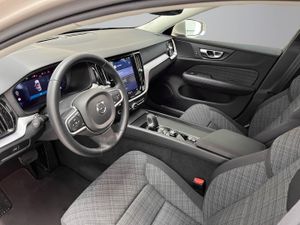 Volvo V60 2.0 B4 (G) Core Auto   - Foto 9