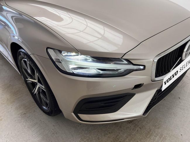 Volvo V60 2.0 B4 (G) Core Auto   - Foto 19