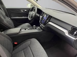 Volvo V60 2.0 B4 (G) Core Auto   - Foto 11