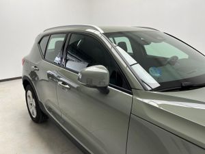 Volvo XC40 2.0 B3 G Core Auto   - Foto 13