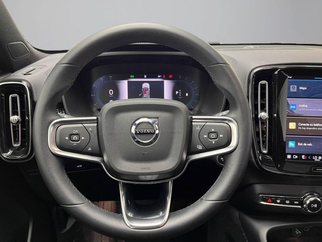 Volvo XC40 2.0 B4 G Plus Dark Auto   - Foto 18