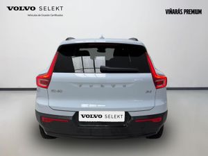Volvo XC40 2.0 B4 G Plus Dark Auto   - Foto 8