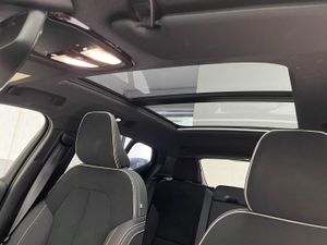 Volvo XC40 2.0 B4 G Plus Dark Auto   - Foto 31