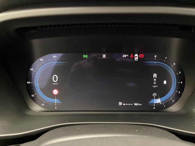 Volvo XC40 2.0 B4 G Plus Dark Auto   - Foto 23