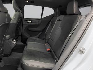Volvo XC40 2.0 B4 G Plus Dark Auto   - Foto 10