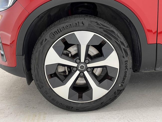 Volvo XC40 2.0 B4 G Plus Dark Auto   - Foto 9