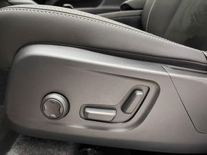 Volvo XC40 2.0 B4 G Plus Dark Auto   - Foto 22
