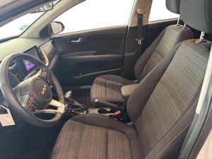 Kia Stonic 1.0 T-GDi 74kW (100CV) MHEV MT Drive   - Foto 21
