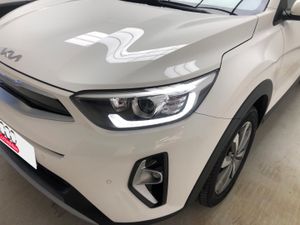 Kia Stonic 1.0 T-GDi 74kW (100CV) MHEV MT Drive   - Foto 13
