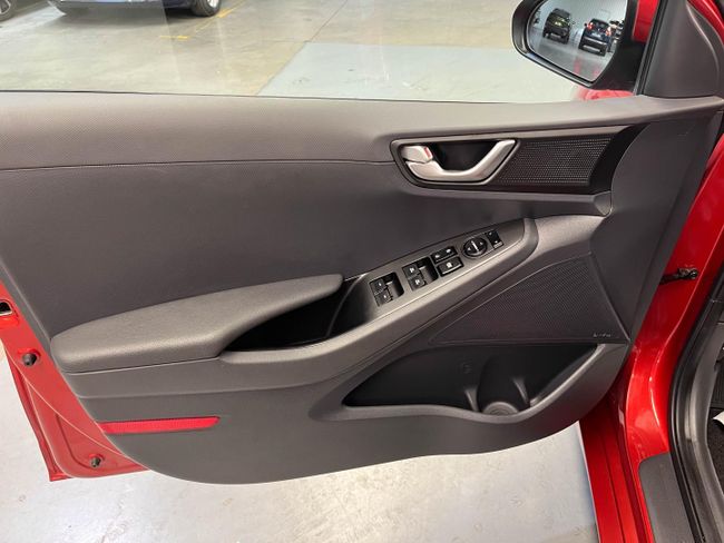 Hyundai IONIQ 1.6 GDI HEV Klass DT   - Foto 14