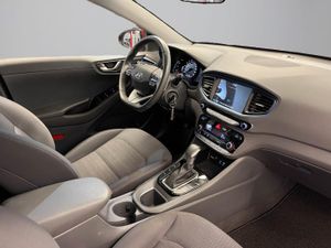 Hyundai IONIQ 1.6 GDI HEV Klass DT   - Foto 19