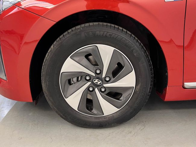 Hyundai IONIQ 1.6 GDI HEV Klass DT   - Foto 21