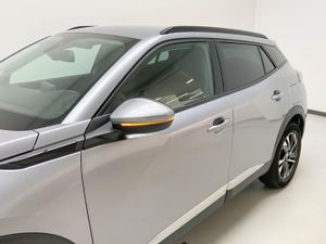 Peugeot 2008 Allure Pack Puretech 130 S&S EAT8   - Foto 8