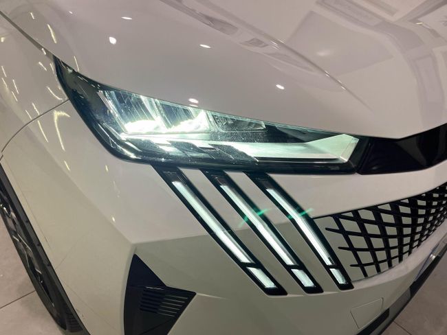 Peugeot 5008 1.2 107KW Allure Exclusive eDCS6   - Foto 19