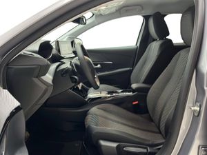 Peugeot 208 Allure HYBRID 110 eDCS6   - Foto 10