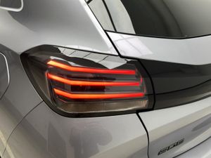 Peugeot 208 Allure HYBRID 110 eDCS6   - Foto 19