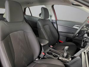 Kia Sportage 1.6 T-GDi 118kW (160CV) Drive 17