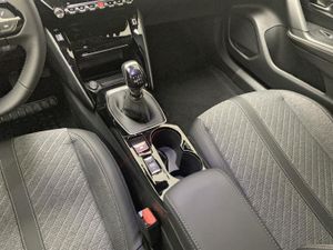 Peugeot 2008 Allure Puretech 100 S&S 6 Vel. MAN   - Foto 17