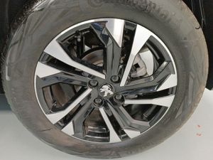 Peugeot 2008 Allure Puretech 130 S&S 6 Vel. MAN   - Foto 20