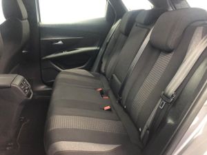 Peugeot 3008 1.5 BlueHDi 96kW (130CV) S&S Active Pack   - Foto 13