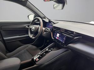 Alfa Romeo Junior Ibrida 100kW (136CV)   - Foto 24