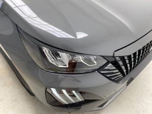 Peugeot 2008 Allure Puretech 130 S&S EAT8   - Foto 11
