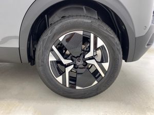 Peugeot 2008 Allure Puretech 130 S&S EAT8   - Foto 10