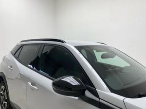 Peugeot 2008 N2008 Allure Hybrid 145 eDCS6   - Foto 17