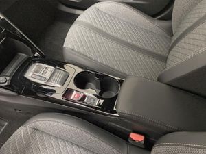 Peugeot 2008 N2008 Allure Hybrid 145 eDCS6   - Foto 16