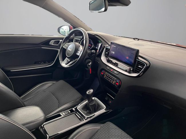 Kia XCeed 1.6 MHEV iMT Tech 100kW (136CV)   - Foto 24