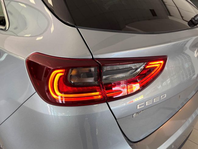 Kia Ceed 1.5 MHEV 103kW (140CV) Tech DCT   - Foto 11