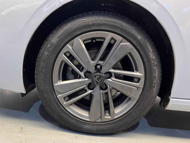 Peugeot 308 5P Style PureTech 130 S&S EAT8   - Foto 9