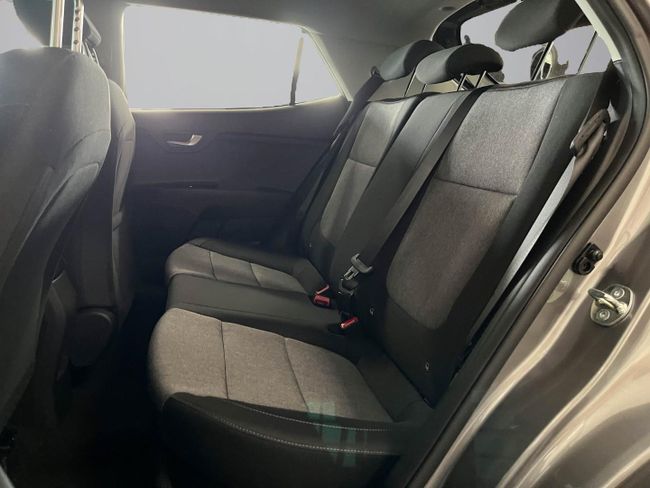 Kia Stonic 1.0 T-GDi 85kW (115CV) MHEV Concept   - Foto 12