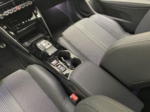 Peugeot 208 GT Eléctrico 100 kW (136CV)   - Foto 17