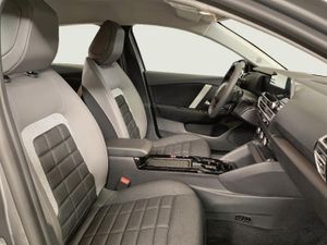 Citroën C4 Hybrid 145 ë-DCS6 Business Edition   - Foto 24