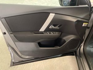 Citroën C4 Hybrid 145 ë-DCS6 Business Edition   - Foto 23