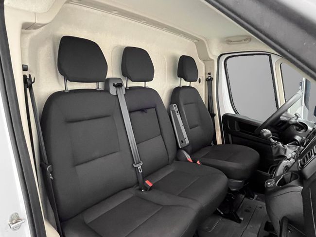 Fiat Ducato Furgón Maxi 35 L4 H2 2.3 1FA (103 kW)   - Foto 16