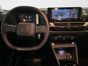 Citroën C4 Hybrid 145 ë-DCS6 Business Edition   - Foto 13