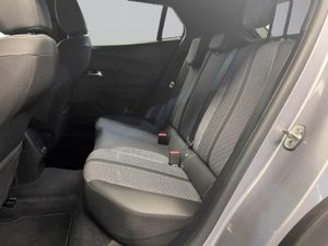 Peugeot 2008 N2008 Allure Hybrid 145 eDCS6   - Foto 18