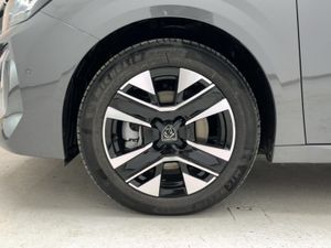 Peugeot 208 Allure HYBRID 110 eDCS6   - Foto 15