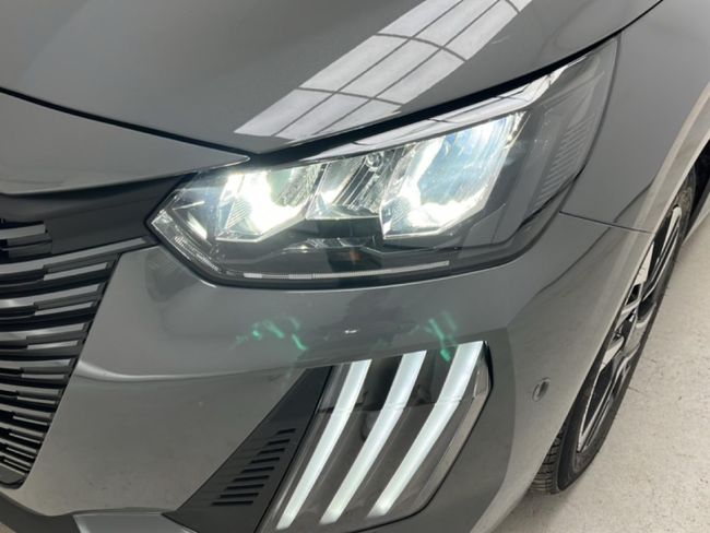 Peugeot 208 Allure HYBRID 110 eDCS6   - Foto 19