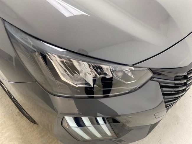 Peugeot 208 Allure HYBRID 110 eDCS6   - Foto 19