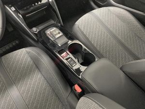 Peugeot 208 Allure HYBRID 110 eDCS6   - Foto 16
