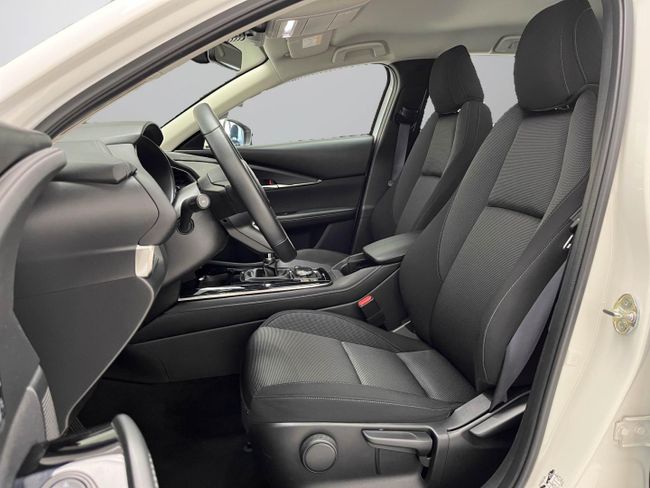 Mazda CX-30 2.5L e-SKYACTIV G MHEV 103kW (140CV) 6MT FWD Centre-line   - Foto 18
