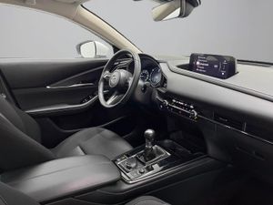 Mazda CX-30 2.5L e-SKYACTIV G MHEV 103kW (140CV) 6MT FWD Centre-line   - Foto 21